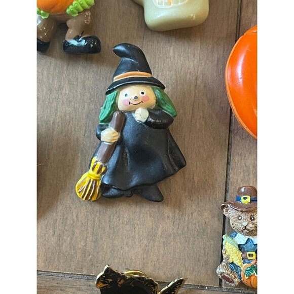 Vintage Halloween Brooch Pin Collection  Pumpkin Witch Cat Bear Skeleton Franken - Picture 10 of 11